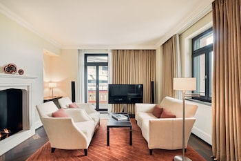 Superior Suite, Partial View, Balcony, Living Room, Sauna Butler, Spa Access (12 years+)