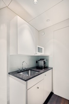 Deluxe Suite, Panoramic View, Partially Balcony, Livingroom, Whirlpool, Butler,Spa Access(12 years+)