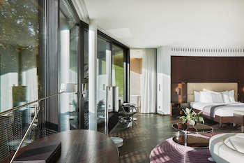 Superior Junior Suite, Forrest/ Courtyard View, Partially Balcony, Whirlpool, Spa Access