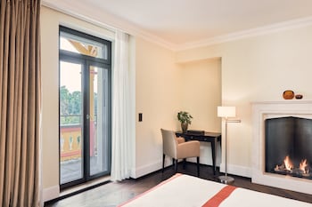 Superior Suite, Partial View, Balcony, Living Room, Sauna Butler, Spa Access (12 years+)