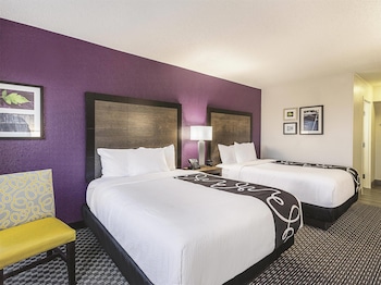 Room, 2 Queen Beds, Non Smoking