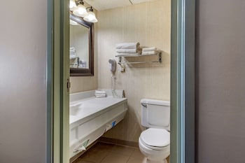 Standard Room, 2 Queen Beds, Non Smoking