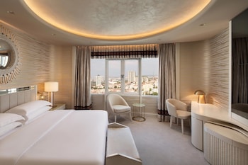 Premium Room, 1 King Bed