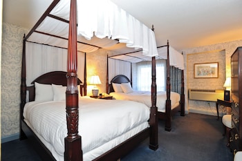 Deluxe Room, 2 Queen Beds