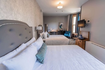 Standard Room, 2 Queen Beds, Non Smoking