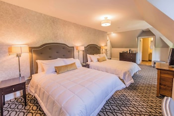 Standard Room, 2 Queen Beds, Non Smoking