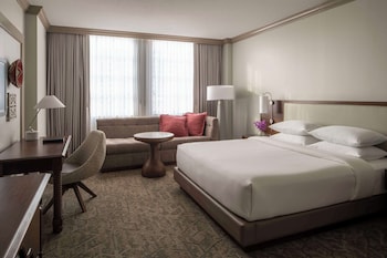 1 King Bed Pure Wellness