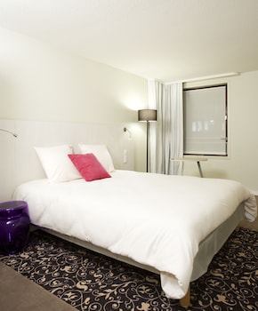 Standard Room, 1 Double Bed with Sofa bed, Accessible