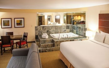 Executive Room, 1 King Bed, Hot Tub