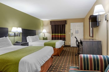 Suite, 2 Queen Beds, Smoking, Refrigerator & Microwave