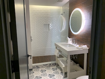 Standard Room, 2 Queen Beds
