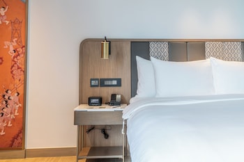 Premier Twin Room