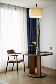 Premier Twin Room