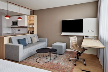 Superior Studio, 1 King Bed with Sofa bed, Kitchen