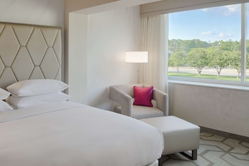 Deluxe Room, 2 Queen Beds