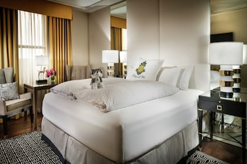 Room, 1 King Bed (Celebrity)