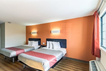 Room, 2 Queen Beds, Smoking
