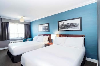 Standard Room, 2 Double Beds