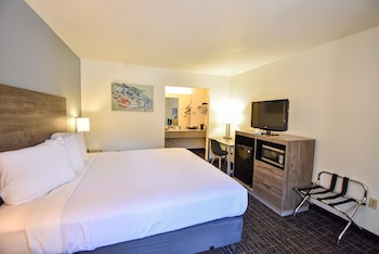 Standard Room, 1 King Bed