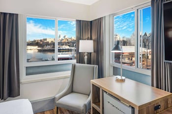 Standard Room, 1 King Bed, Harbor View