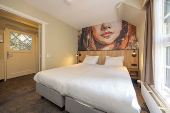 Family Room, Terrace