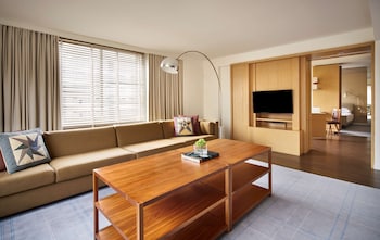 Suite (Georgetown)