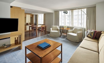 Park, Executive Suite