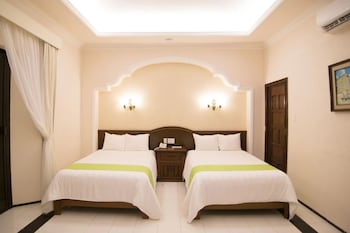 Classic Suite, 1 Bedroom, Balcony, Park View