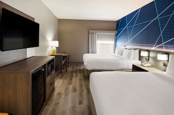 Room, 2 Queen Beds, Accessible, Non Smoking