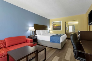 Standard Room, 1 King Bed, Smoking