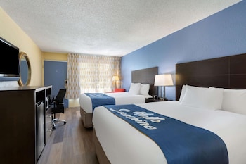 Room, 2 Queen Beds, Accessible, Non Smoking (Mobility Accessible)