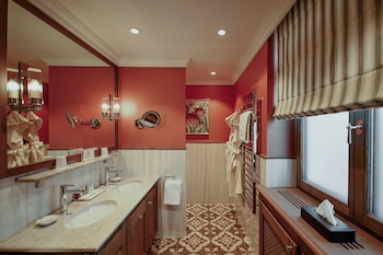 Superior Room Mountain View