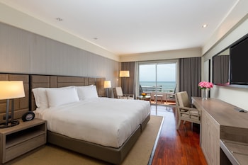 Deluxe Sea View Plus Room