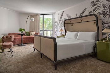 Room, 1 King Bed, Mobility Accessible, Garden View
