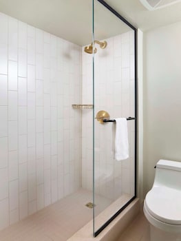 Suite, 1 Bedroom, Pool View