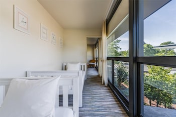 Family Room, 1 King Bed, Connecting Rooms