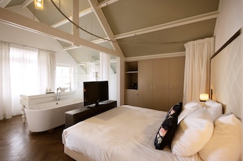 Suite, 1 Double Bed, Non Smoking