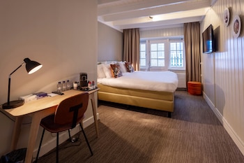 Standard Room, 3 Twin Beds, Non Smoking