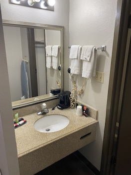 Standard Room, 1 King Bed, Smoking