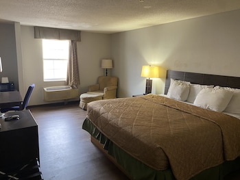 Standard Room, 1 King Bed, Smoking