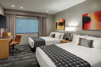 Standard Room, 2 Queen Beds, Non Smoking