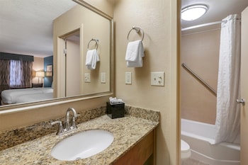 Standard Room, 2 Double Beds, Non Smoking, Refrigerator & Microwave
