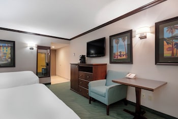 Standard Room, 2 Queen Beds, Accessible, Poolside (Walk-in Shower)