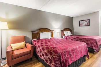 Standard Double Room, 2 Double Beds, Smoking