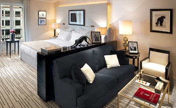 Economy Suite, 1 King Bed, City View
