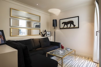 Suite, 1 King Bed, Terrace, City View