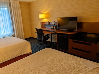 Room, 2 Double Beds (Hearing Accessible)