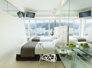 Premier Twin Room