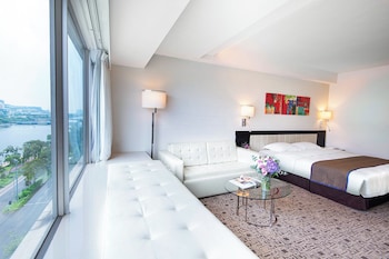 Prime Deluxe King Room