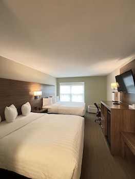 Room, 2 Queen Beds, Non Smoking